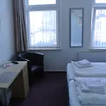 Hotell Am Kamin 2*