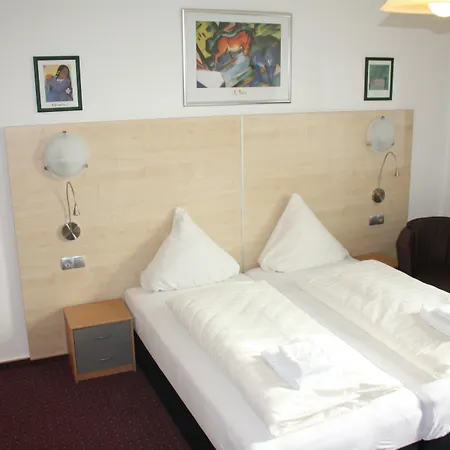 Am Kamin - Modern - Free Wifi - Parking Hotel
