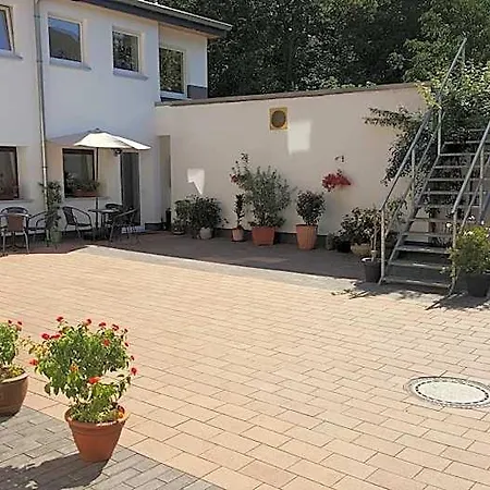 Szálloda Am Kamin - Modern - Free Wifi - Parking 2*