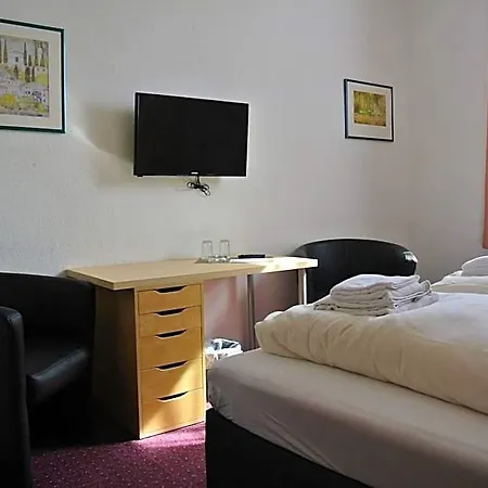 Am Kamin - Modern - Free Wifi - Parking Otel 2*