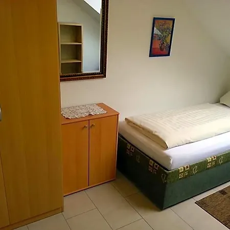 Am Kamin - Modern - Free Wifi - Parking Otel 2*