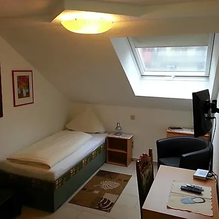 Am Kamin - Modern - Free Wifi - Parking Otel 2*
